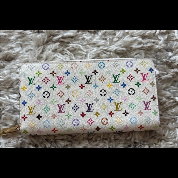 Louis Vuitton Handbags - Authentic BNWT Louis Vuitton White Multicolor Monogram Wallet